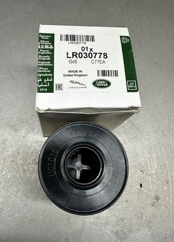 Фильтр масла LR030778 LAND ROVER