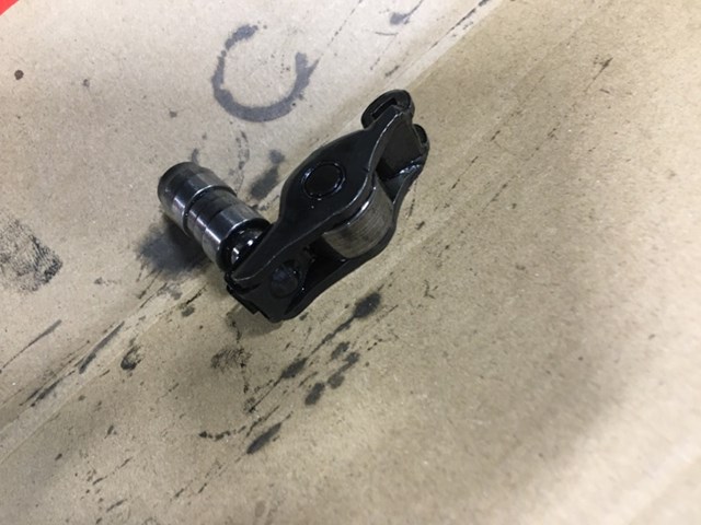 Толкатель клапана гидравлический Audi A8 D3