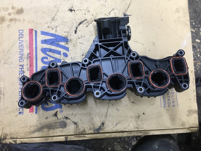 03L129711AF Впускной коллектор купить Кривой Рог