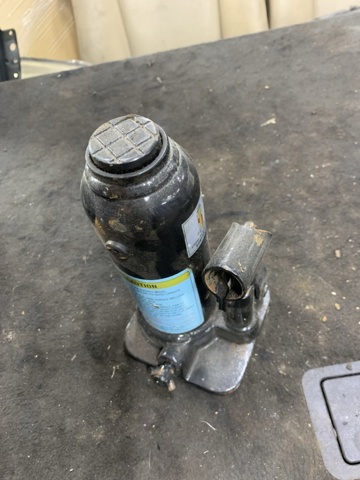 Домкрат автомобильный 091103E000 HYUNDAI