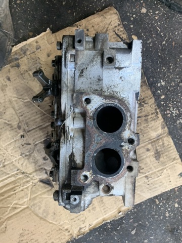 SUBARU 11063AB050 Головка блока цилиндров (ГБЦ) левая в наличии Ужгород