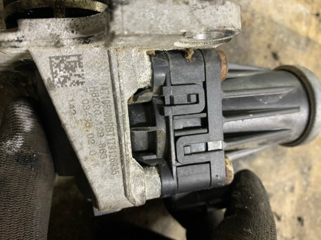 RENAULT 147105308R Клапан EGR рециркуляции газов в наличии Ровно