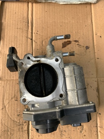 SUBARU 16112AA190 Дроссельная заслонка в сборе в наличии Украина