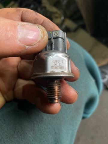 16628AA020 SUBARU купить в Чернигов