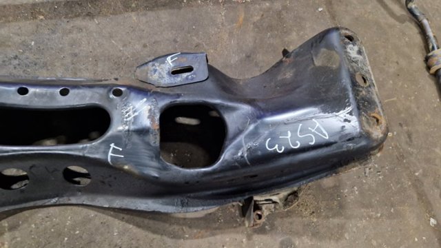 20101SA030 SUBARU Балка передней подвески (подрамник) купить в Одесса