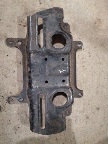 Кронштейн передней балки 20107AG050 SUBARU