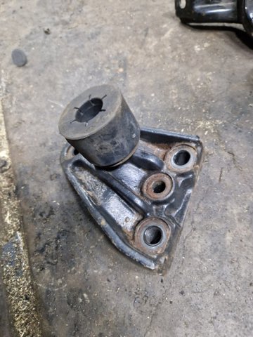 218202W200 HYUNDAI купить в Полтава