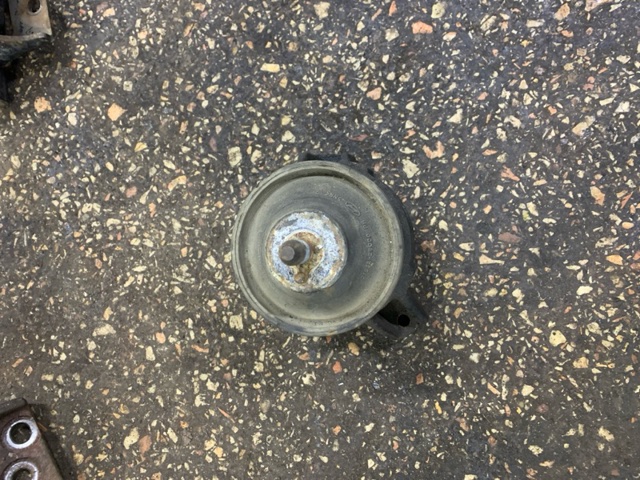 Задняя подушка двигателя 219302B900 HYUNDAI
