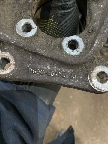 2318383 FORD Сайлентблок цапфы задней купить в Житомир
