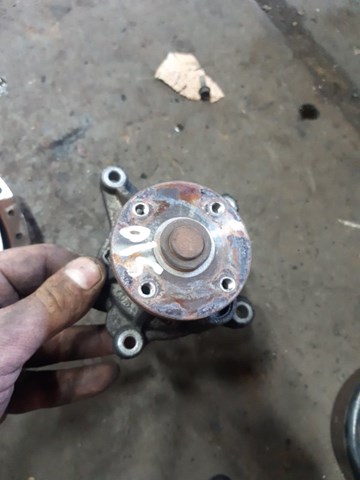 Насос охлаждающей жидкости Киа Рио 3