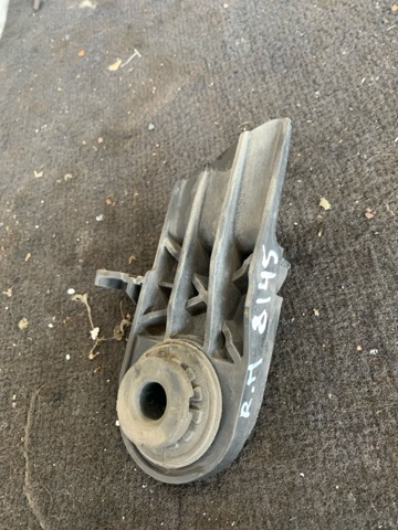 253332P100 HYUNDAI купить в Николаев