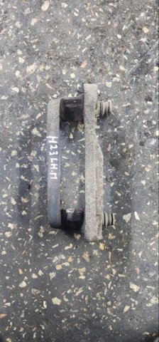 Держатель суппорта переднего 26225AG110 SUBARU
