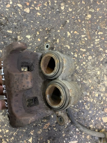 SUBARU 26225AG110 Скоба суппорта в наличии Львов