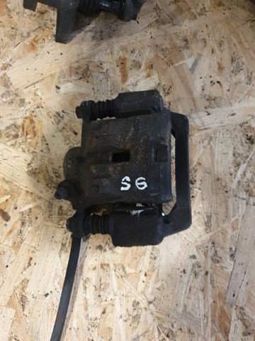 Задний левый суппорт 26692FG010 SUBARU