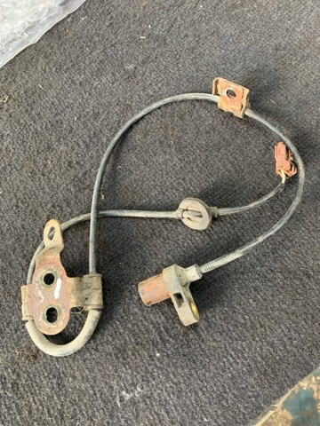 SUBARU 27540AE021 Датчик АБС (ABS) передний правый в наличии Винница