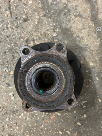 28373XA00B SUBARU Ступица передняя купить в Черновцы