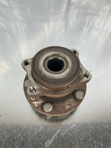 Ступицы задних колес 28473XA00B SUBARU