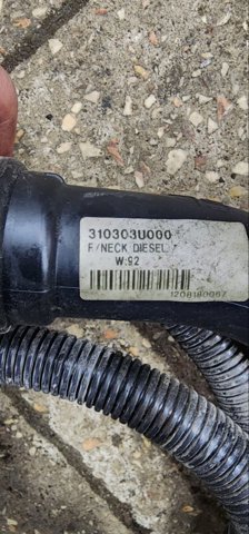 HYUNDAI 310303U000 Заливная горловина топливного бака в наличии Житомир