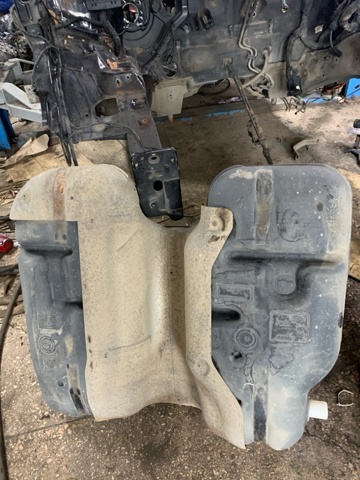 HYUNDAI 311502P900 Бензобак в наличии Черновцы