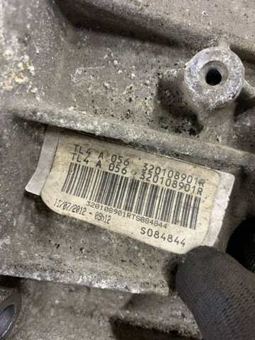 320105557R RENAULT КПП в сборе (механическая коробка передач) купить в Винница