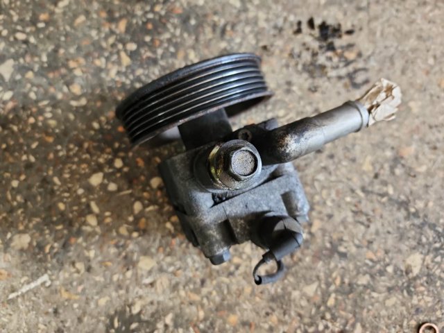 SUBARU 34430XA000 Насос ГУР в наличии Полтава