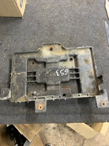 Подставка аккумулятора 371502P100 HYUNDAI