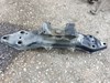 Балка крепления коробки передач 41011AG010 SUBARU