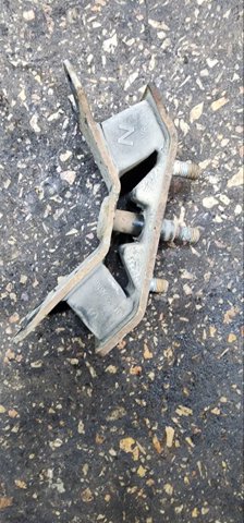 Подушка трансмиссии 41022AG100 SUBARU