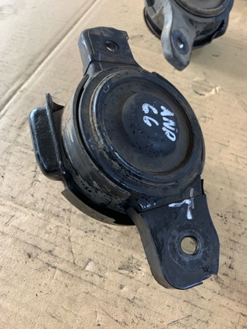 41022AG240 SUBARU Левая подушка двигателя купить в Харьков