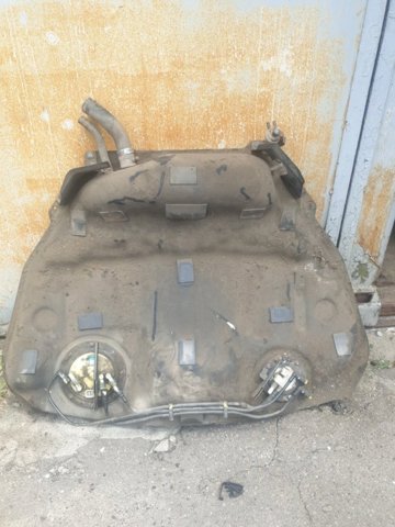 Бак топливный 42012AG010 SUBARU
