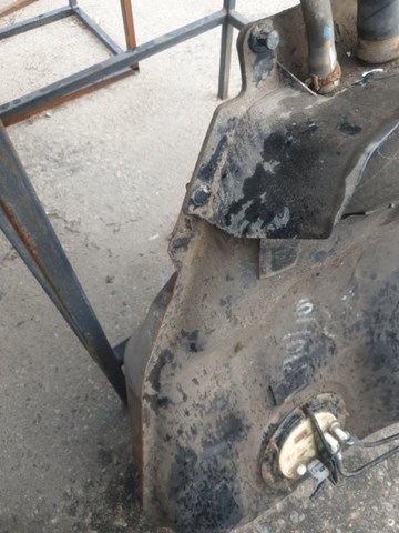 SUBARU 42012AG012 Бензобак в наличии Львов