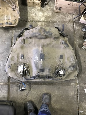 Бензобак 42012XA01A SUBARU