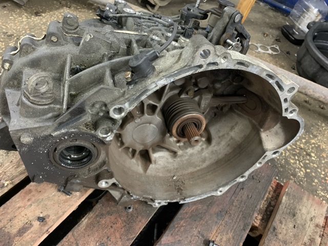 HYUNDAI 430003D847 КПП в сборе (механическая коробка передач) в наличии Ирпень