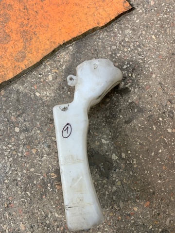 Расширительный бачок 45150AG020 SUBARU