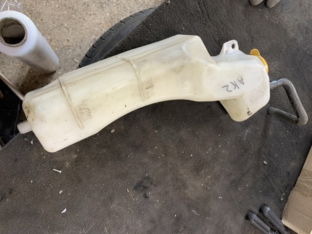 Расширительный бачок охлаждения 45150SG001 SUBARU
