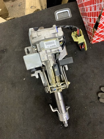 488105963R RENAULT Рулевая колонка купить в Киев