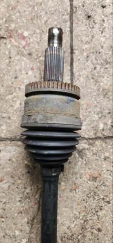 49500D7180 Левая полуось купить Сумы