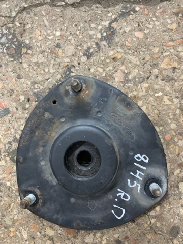 Опора передней стойки 546102P000 HYUNDAI