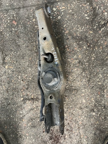 Рычаг задней подвески нижний, левый 55210D3050 HYUNDAI
