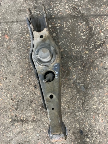 55220D3050 HYUNDAI Рычаг задней подвески нижний правый купить в Полтава