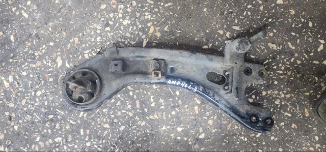 Рычаг/тяга задней подвески продольный нижний, левый 552702W150 HYUNDAI