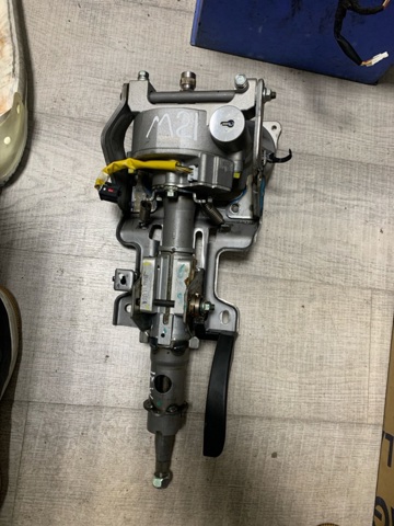 563903U820 HYUNDAI купить в Ужгород