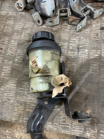 Бачок гидроусилителя 571503E100 HYUNDAI
