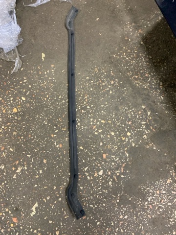 SUBARU 57252SA020 в наличии Кривой Рог