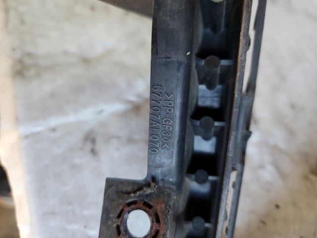 SUBARU 57707AL070 Кронштейн бампера заднего левый в наличии Одесса