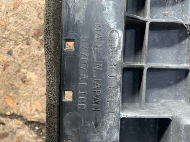 SUBARU 57707AL100 в наличии Винница