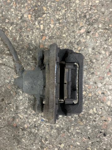 Тормозной суппорт правый задний 58230D7000 HYUNDAI