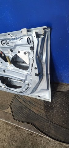 SUBARU 60009FE007 Дверь передняя правая в наличии Черкассы