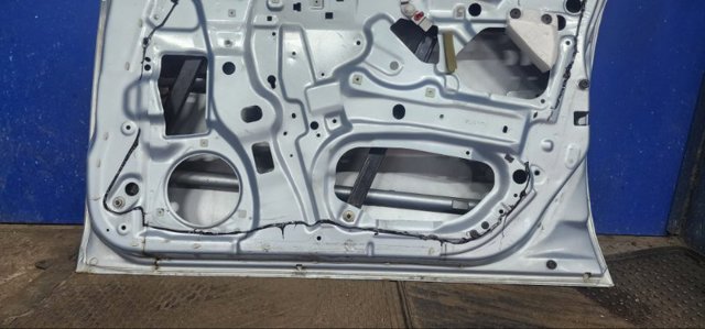 SUBARU 60009FE007 Дверь передняя правая в наличии Львов