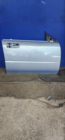 Пассажирская передняя дверь 60009FE007 SUBARU